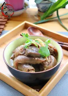 A casserole of lamb