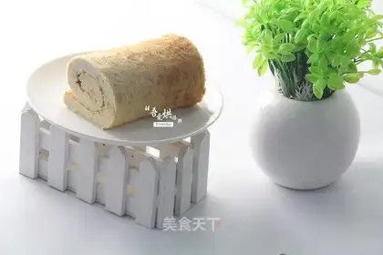 Banana cake roll