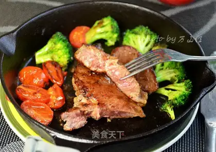 Black pepper steak