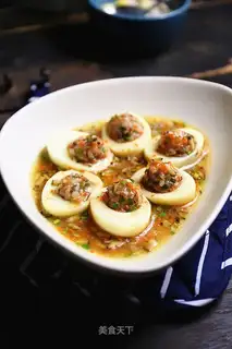 Eggs and meatballs
