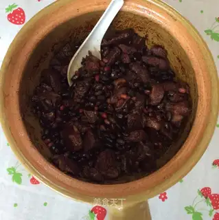Black and red beans and flowers