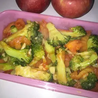 Tomato broccoli