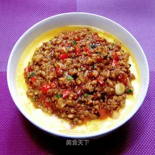 Tofu eggs steam meat