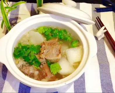 Lamb's rouble soup