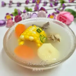 Corn carrot chicken soup