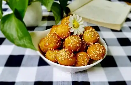 Sesame potato ball