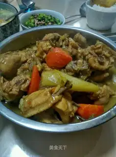 Curry chicken