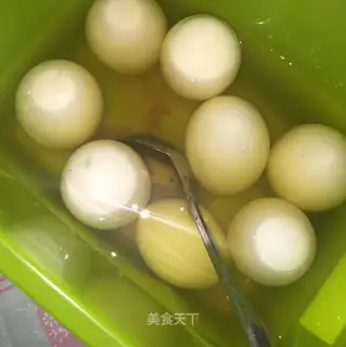 Pickled eggs