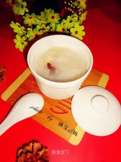 Rice grapes and porridge