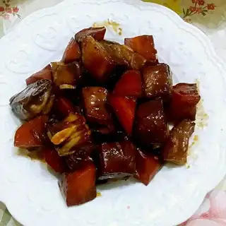 Red lamb chops
