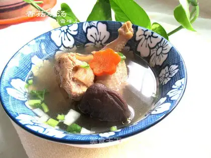 Fungus hen soup