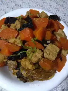 Carrot sauce, frozen tofu
