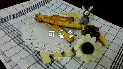 Sesame grinding sticks
