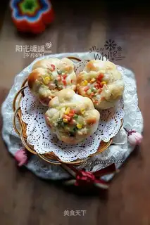 Vegetable cheese bread