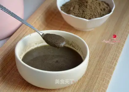 Homemade three-black pollen