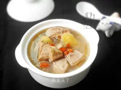 Old ginger lamb soup