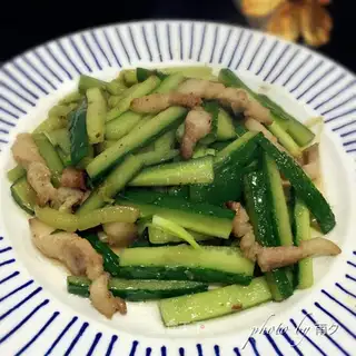 Five flowers, cucumber