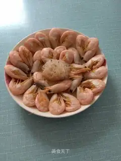 Cleaning up Arctic shrimp