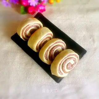 Double-coloured buns