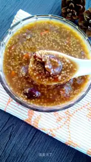 Little rice dates produce porridge