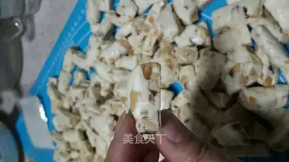 Cow Rolling Sugar