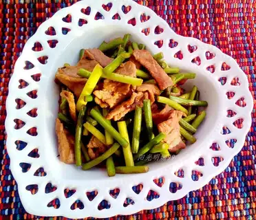 Garlic fried meat