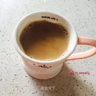 Black sugar rose milk tea