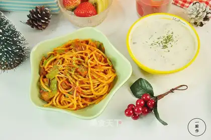 Cheese and tomato pasta