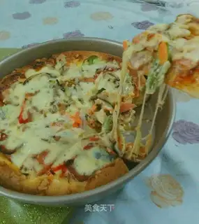 Ham mushroom cheese pizza