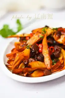 Taste almond mushrooms