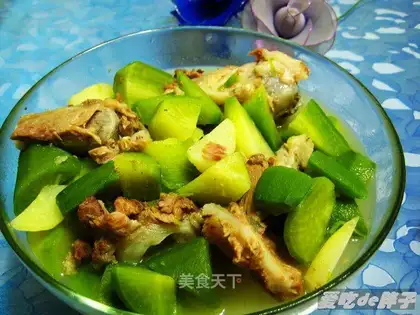 Stewed radish with big bone
