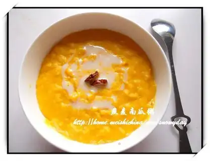 Oatmeal and pumpkin porridge