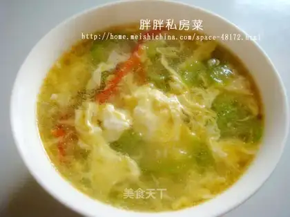 Luffa egg soup