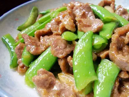 stir-fried beef with peas