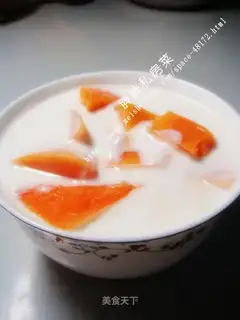Papaya yogurt