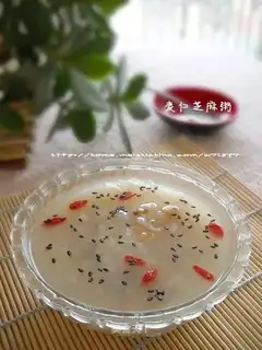 Wheat and sesame porridge