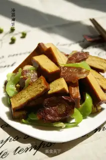 Home-cooked dried tofu