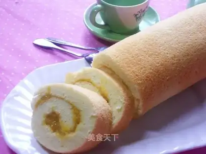 Mango cake roll