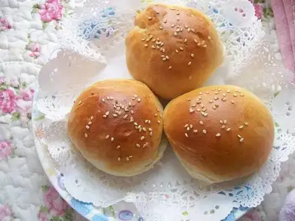 buttered buns