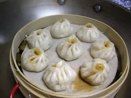 Mini steamed buns