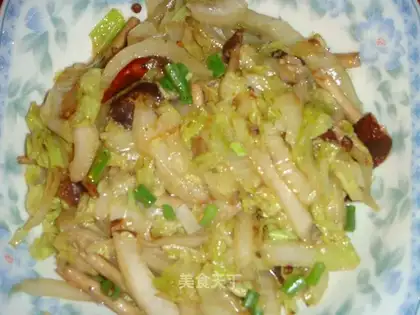 Fried tea tree mushroom with Chinese cabbage
