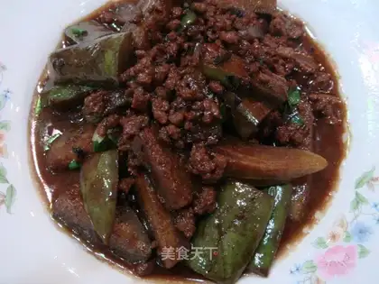 Eggplant with minced meat