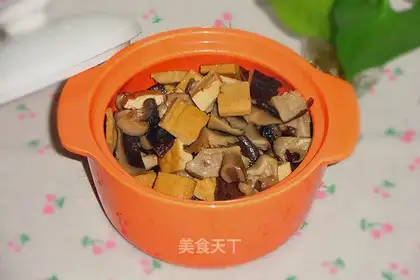 Dried mushrooms