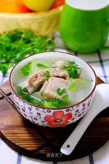 Pork bouquet soup