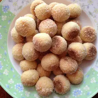 Coconut ball