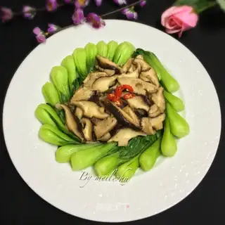 Mushroom greens