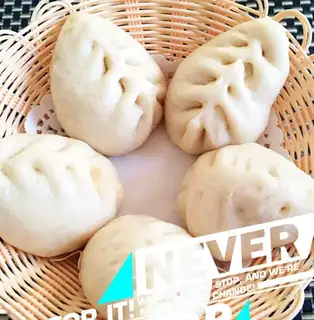 Little onion meat buns