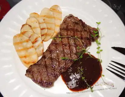 Grided steak