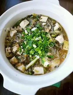 A meat tofu sour fan