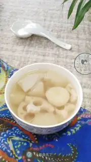 Sydney's lily soup